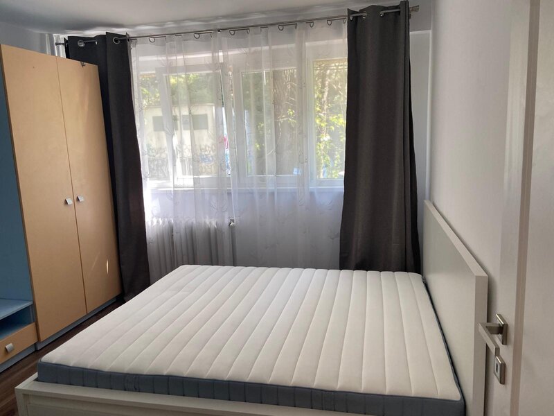 Drumul Taberei, Favorit,