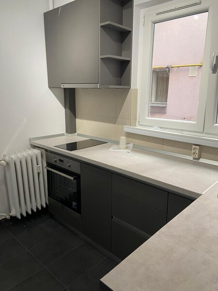 Drumul Taberei, Favorit,